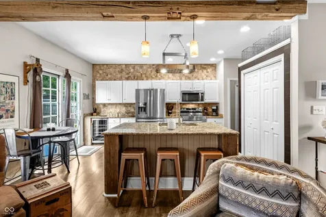 5926 Regency Drive Columbus IN 47203