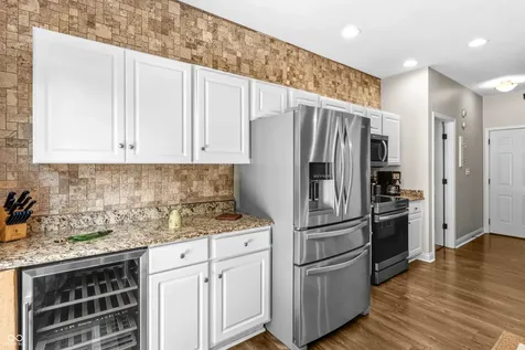 5926 Regency Drive Columbus IN 47203