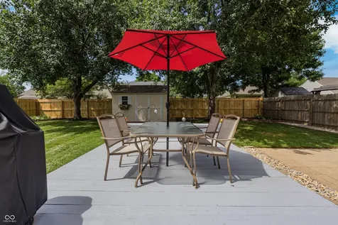 5926 Regency Drive Columbus IN 47203