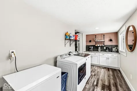 245 W Main Street Mooresville IN 46158