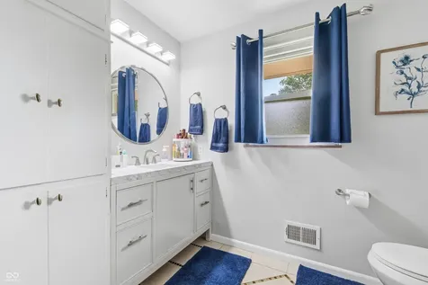 1303 Eustis Indianapolis IN 46229