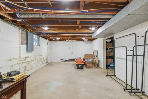 1303 Eustis Indianapolis IN 46229