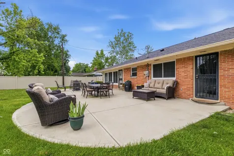 1303 Eustis Indianapolis IN 46229