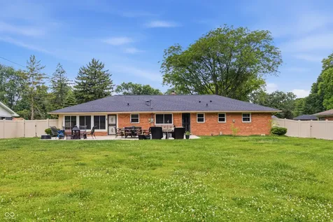 1303 Eustis Indianapolis IN 46229