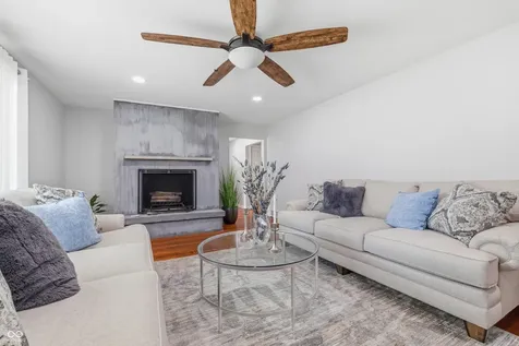 1303 Eustis Indianapolis IN 46229