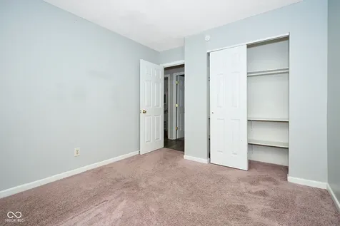 805 Burr Oak Drive Indianapolis IN 46217