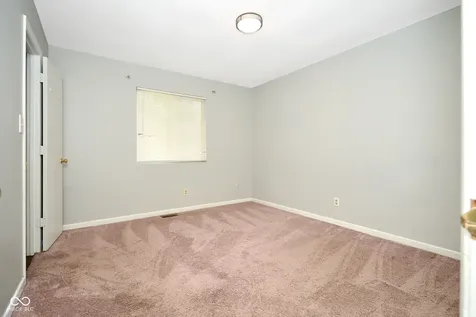 805 Burr Oak Drive Indianapolis IN 46217