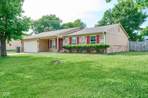 805 Burr Oak Drive Indianapolis IN 46217