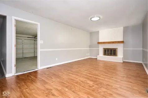 805 Burr Oak Drive Indianapolis IN 46217