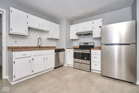 805 Burr Oak Drive Indianapolis IN 46217