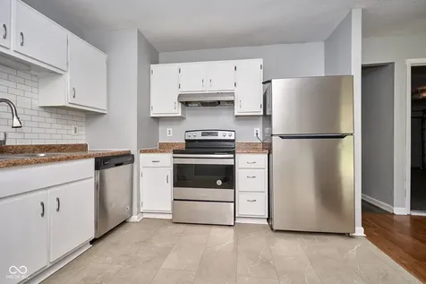 805 Burr Oak Drive Indianapolis IN 46217