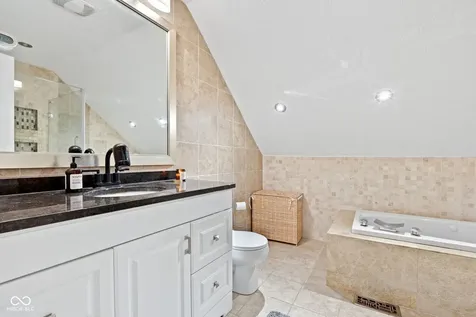 7814 Hampton Place Fishers IN 46038