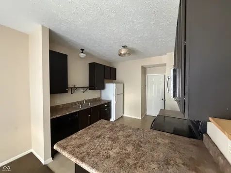 2424 Boyer Lane Indianapolis IN 46217