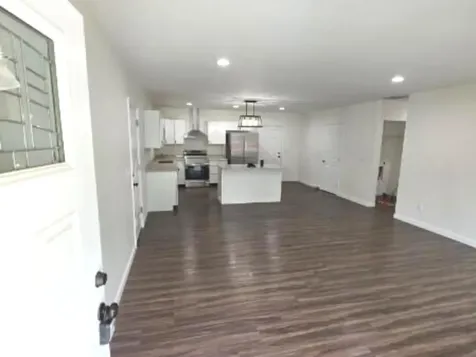 7747 Mountain Stream Way Indianapolis IN 46219