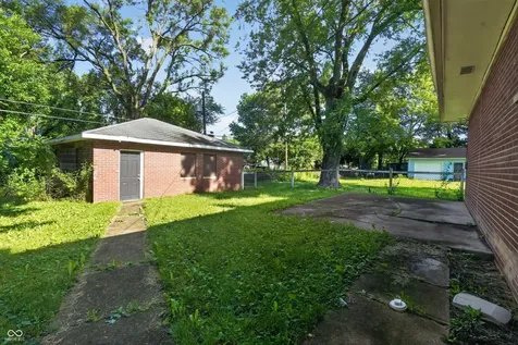 3950 N Elizabeth Street Indianapolis IN 46226
