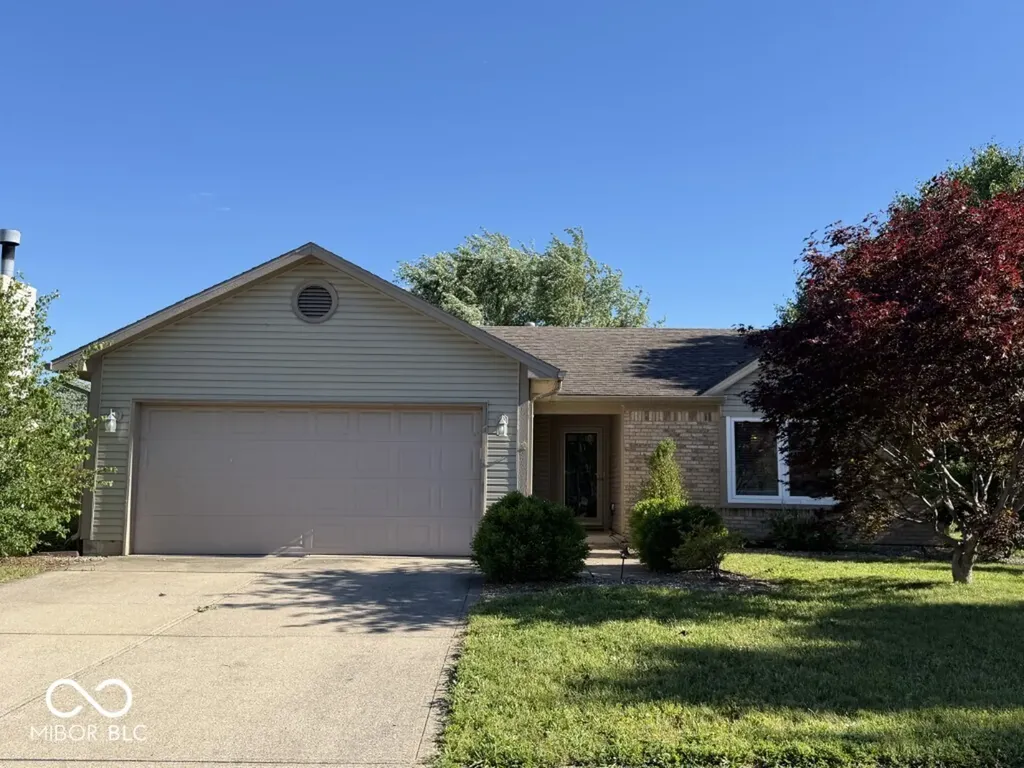 1921 W Misty Autumn Court Kokomo IN 46901