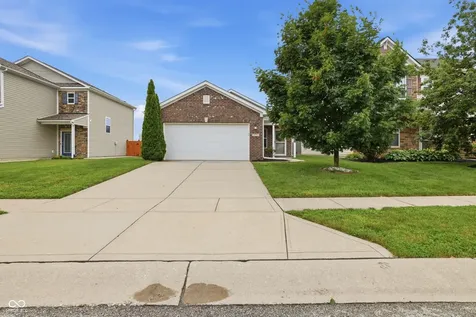 5771 White Pine Road Whitestown IN 46075
