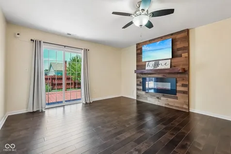 620 Bobtail Drive Greenfield IN 46140