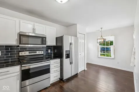 620 Bobtail Drive Greenfield IN 46140