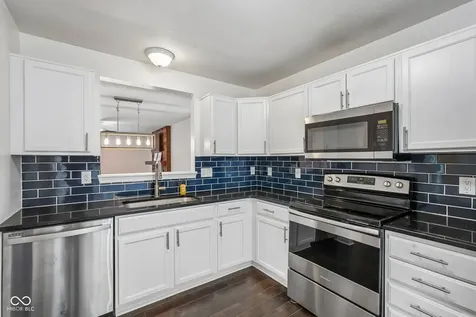 620 Bobtail Drive Greenfield IN 46140