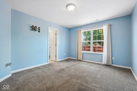 620 Bobtail Drive Greenfield IN 46140