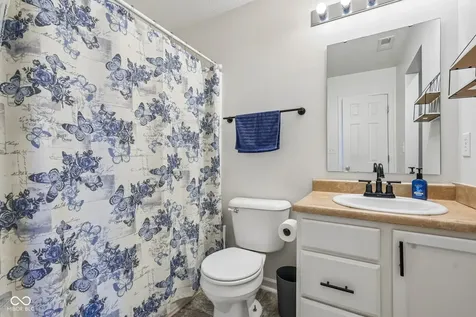 620 Bobtail Drive Greenfield IN 46140