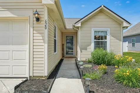 620 Bobtail Drive Greenfield IN 46140