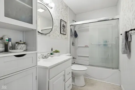2903 N Eby Drive Connersville IN 47331