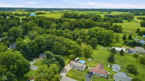 2903 N Eby Drive Connersville IN 47331