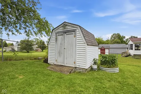 2903 N Eby Drive Connersville IN 47331