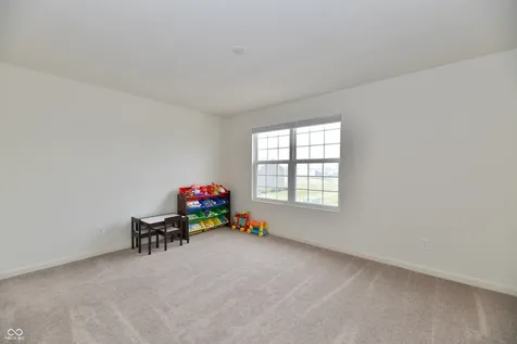 6013 Meadowview Whitestown IN 46075