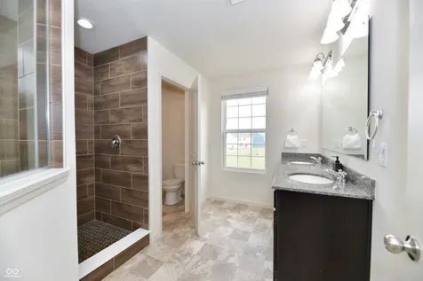 6013 Meadowview Whitestown IN 46075