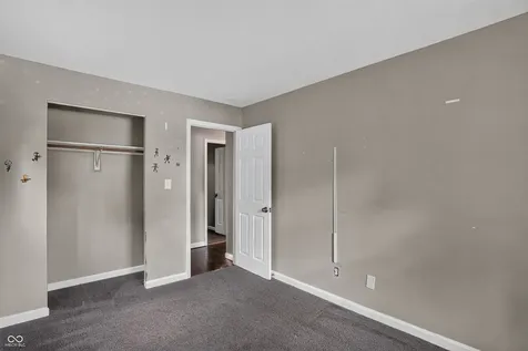8737 Montery Court Indianapolis IN 46226