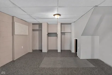 8737 Montery Court Indianapolis IN 46226