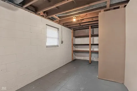 8737 Montery Court Indianapolis IN 46226