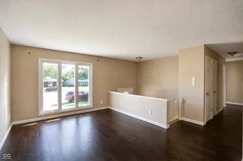 8737 Montery Court Indianapolis IN 46226