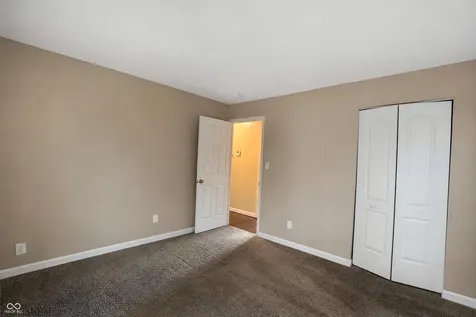 8737 Montery Court Indianapolis IN 46226