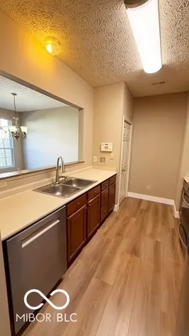 8040 Windham Lake Way Indianapolis IN 46214