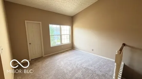 8040 Windham Lake Way Indianapolis IN 46214