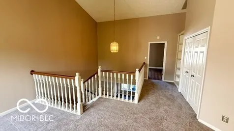 8040 Windham Lake Way Indianapolis IN 46214
