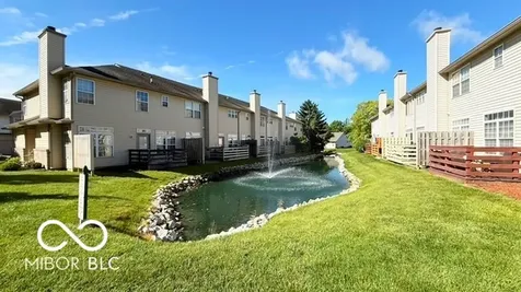 8040 Windham Lake Way Indianapolis IN 46214