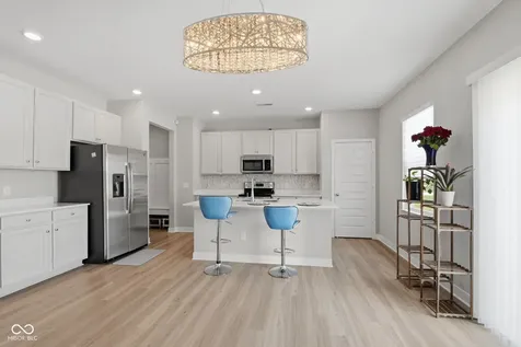 9458 Tobin Circle Avon IN 46123
