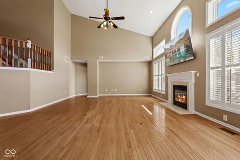 10983 Parkland Court Fishers IN 46037