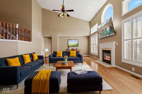 10983 Parkland Court Fishers IN 46037