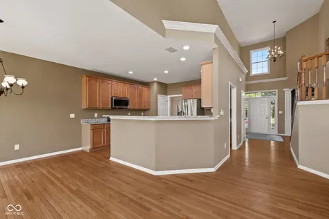 10983 Parkland Court Fishers IN 46037