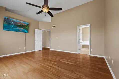 10983 Parkland Court Fishers IN 46037