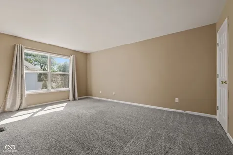 10983 Parkland Court Fishers IN 46037