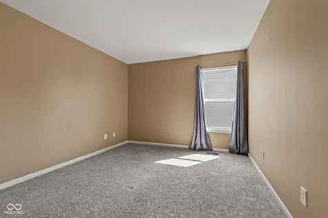 10983 Parkland Court Fishers IN 46037