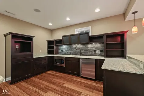 10983 Parkland Court Fishers IN 46037