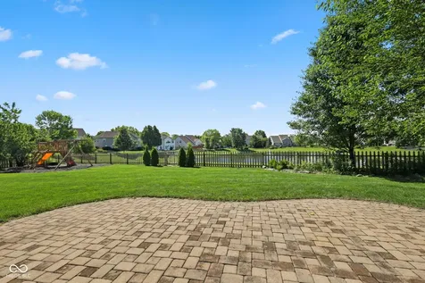 10983 Parkland Court Fishers IN 46037